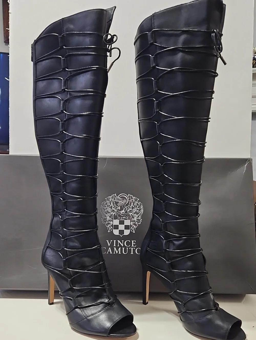 Vince Camuto Black 
